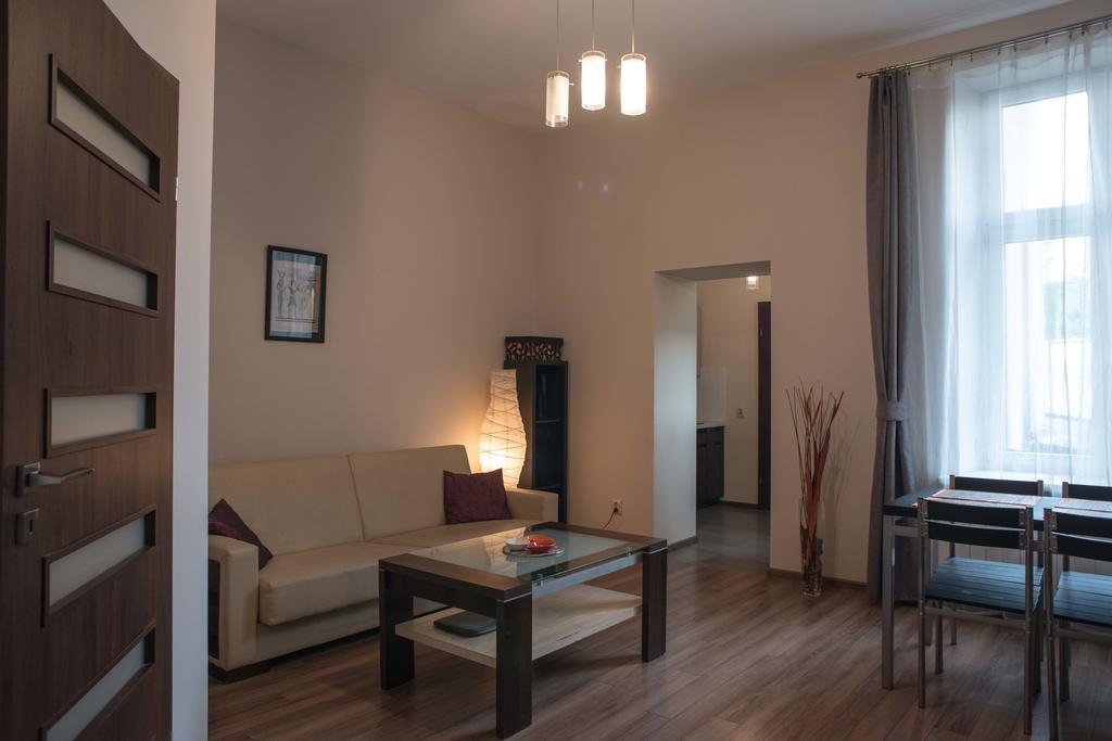Luxor Apartamento Cracóvia Exterior foto